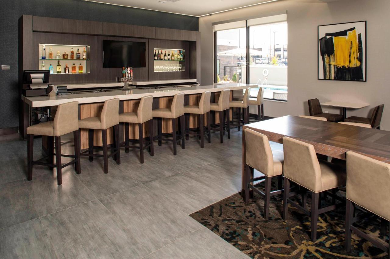 Residence Inn By Marriott Tulsa Downtown Exteriér fotografie